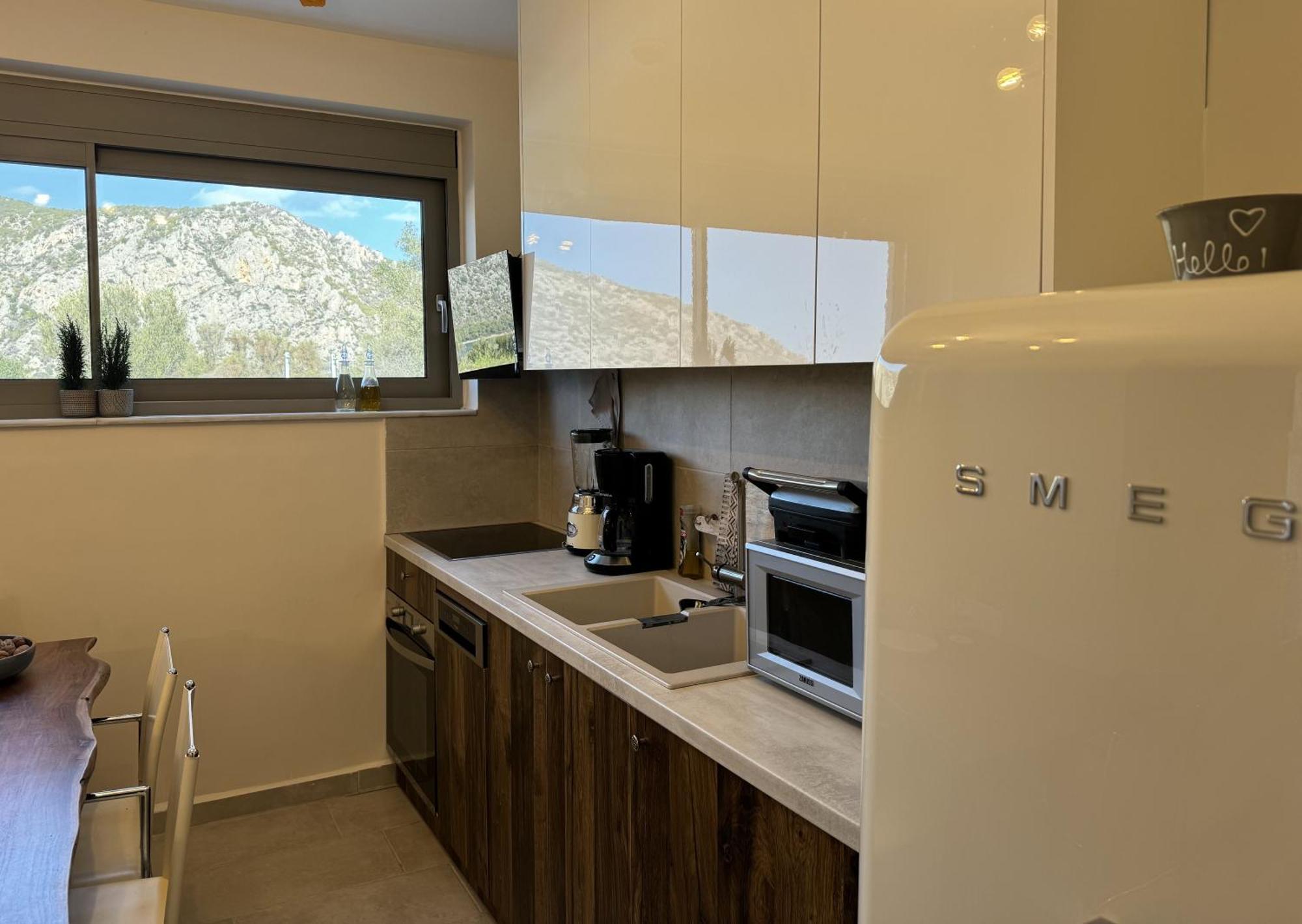 Topos Luxury Stay Heraion Loutráki Buitenkant foto