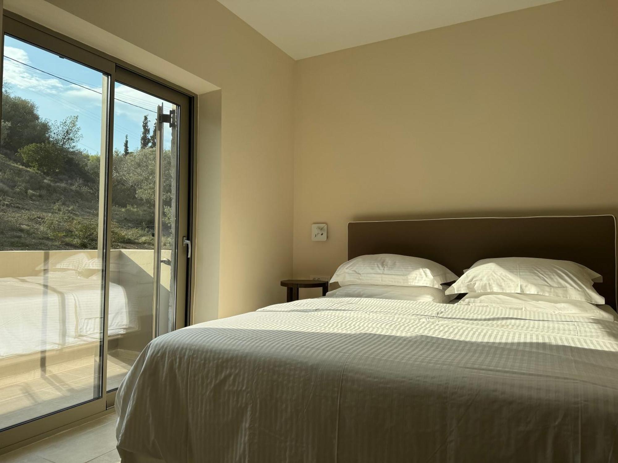 Topos Luxury Stay Heraion Loutráki Buitenkant foto