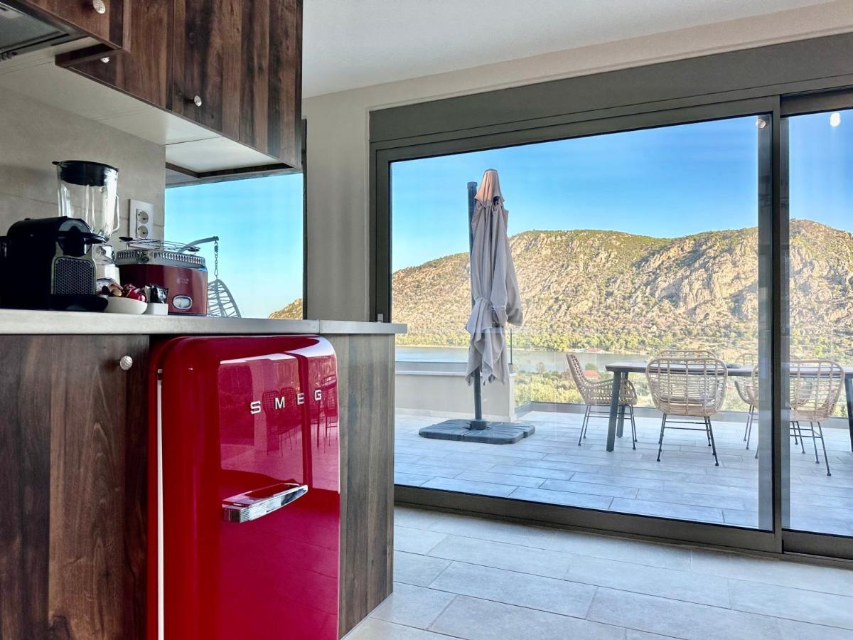 Topos Luxury Stay Heraion Loutráki Buitenkant foto