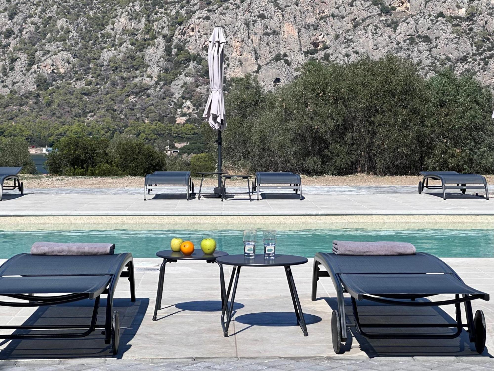 Topos Luxury Stay Heraion Loutráki Buitenkant foto