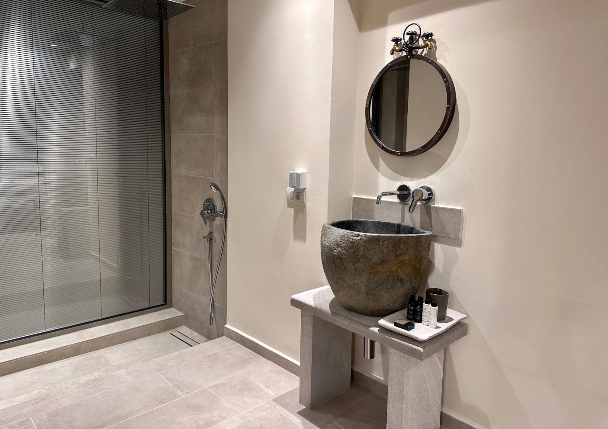 Topos Luxury Stay Heraion Loutráki Buitenkant foto